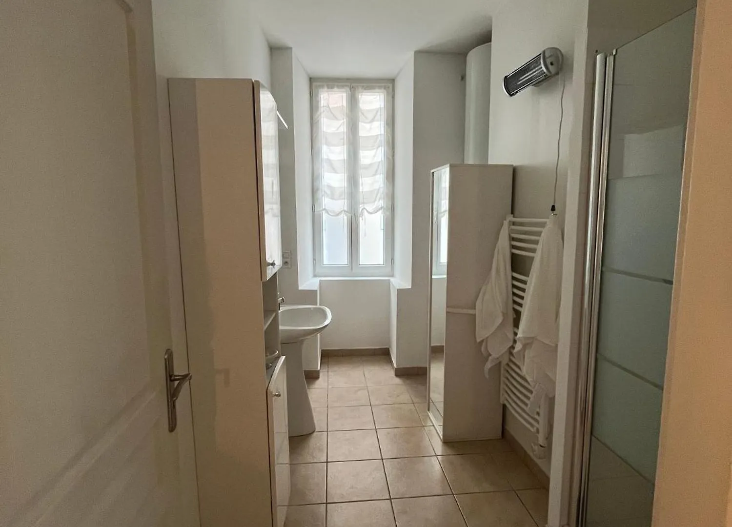 Appartement 4 Personnes Centre Historique Ομπενά